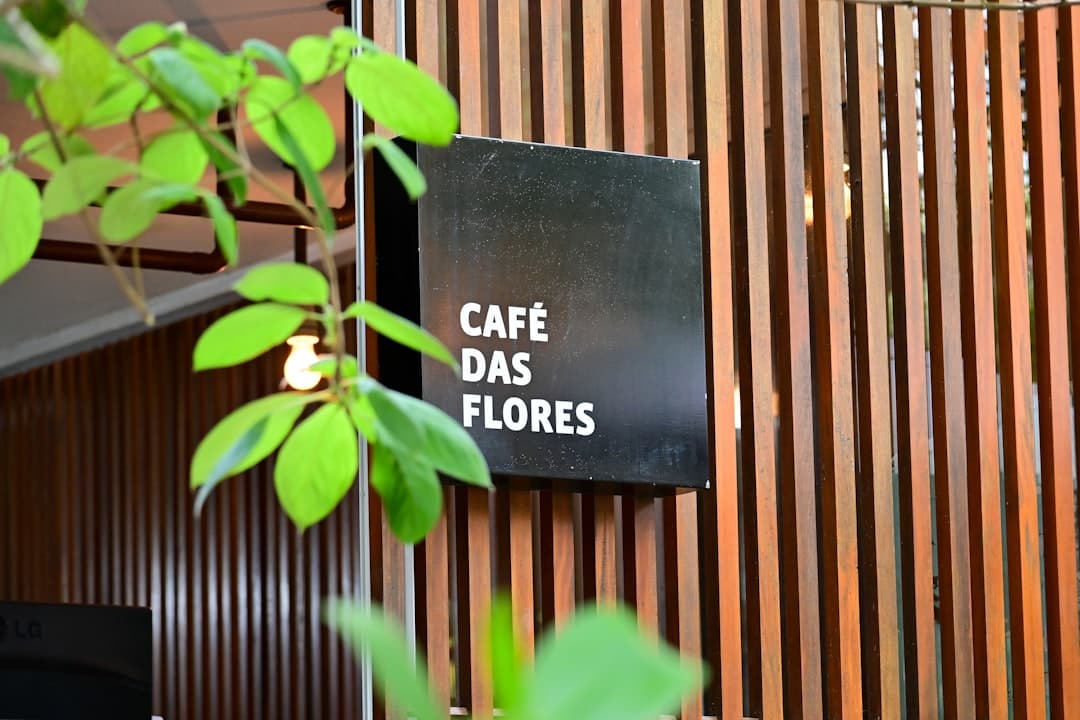 Comida barata em Queimados: onde comer bem gastando pouco — Junho 2026