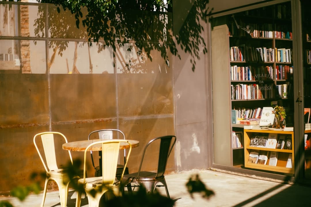 a table and chairs outside of a book store