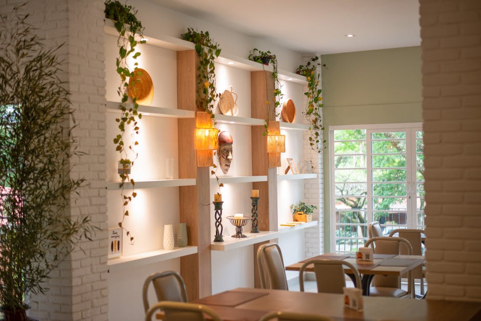 Stylish restaurant interior in Socorro, SP featuring modern decor and shelving.